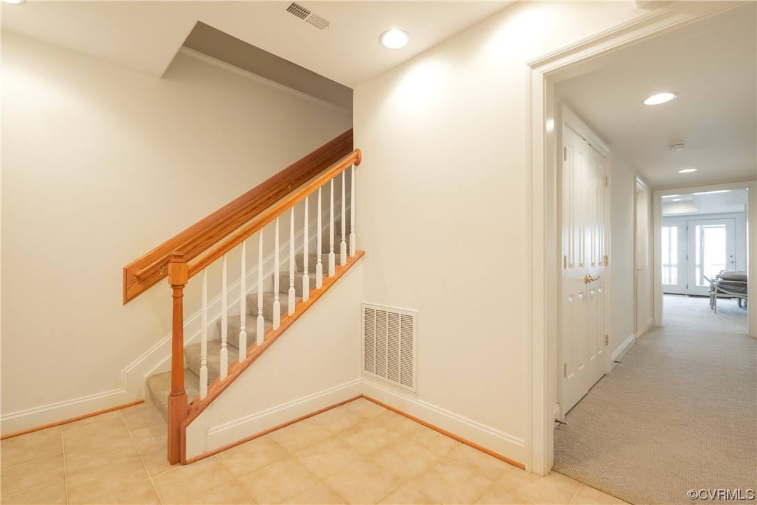 580 Riverside Drive Lancaster, VA 22503 - Photo 25 of 50 a view of an entryway