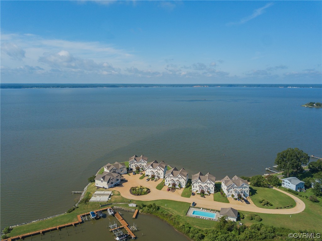580 Riverside Drive Lancaster, VA 22503 - Photo 7 of 50 a bathroom with a sink