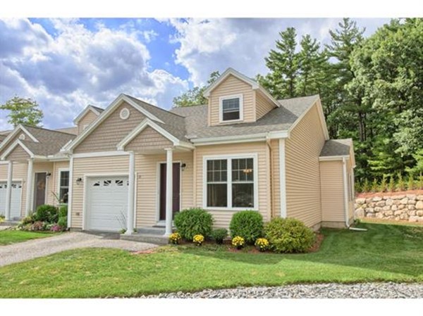 19 Winterberry Road, Unit 19 Pelham, NH 03076 - Photo 1 of 23 Gallery Image 1