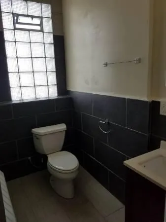 $2,400 | 1303 North Milwaukee Street, Milwaukee, WI 53202