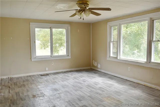 $44,000 | 321 3rd Street, Marengo, IN 47140