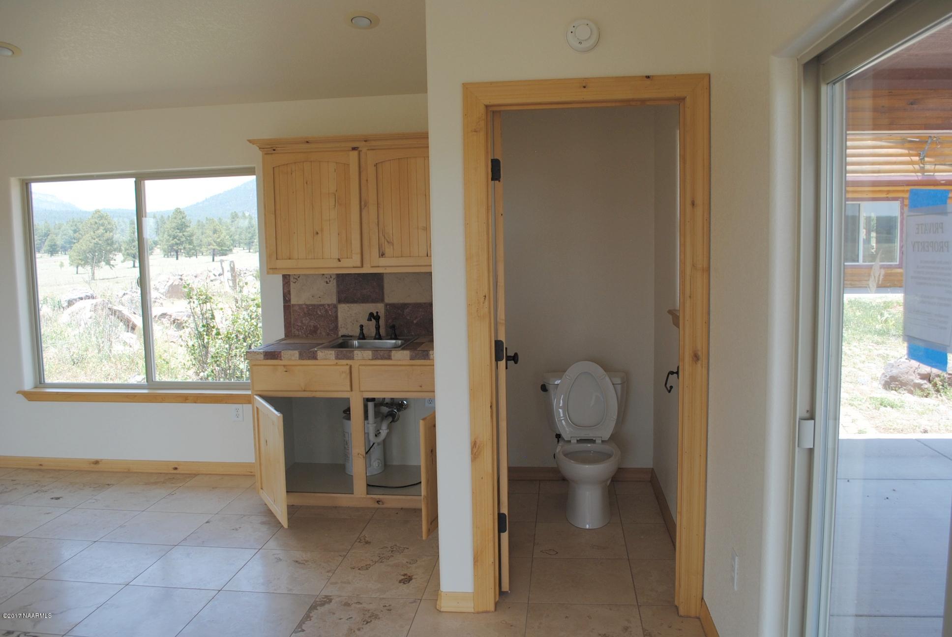 3363 Spring Valley Road Parks, AZ 86018 - Photo 54 of 62 039