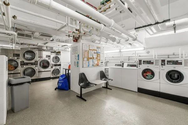 $2,850 | 3600 North Lake Shore Drive, Unit 2320, Chicago, IL 60613