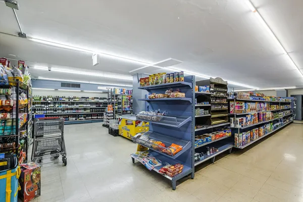 $2,850 | 3600 North Lake Shore Drive, Unit 2320, Chicago, IL 60613