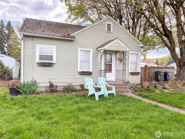 $279,000 | 404 East 6th Street, Waitsburg, WA 99361