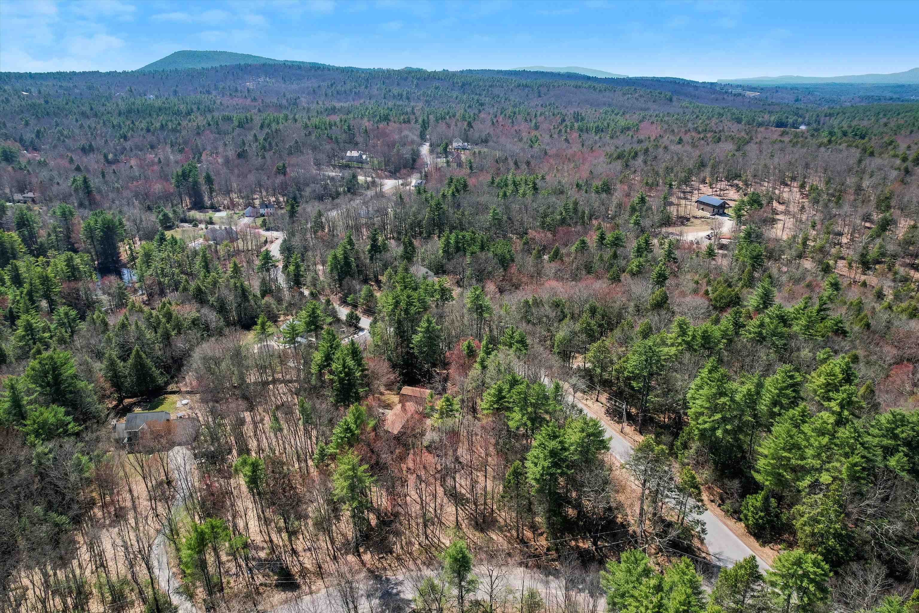 370 McCurdy Road New Boston, NH 03070 - Photo 35 of 44