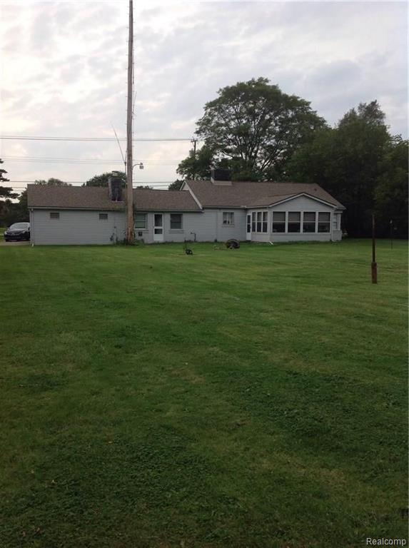 895 East Square Lake Road Troy, MI 48085 - Photo 2 of 21