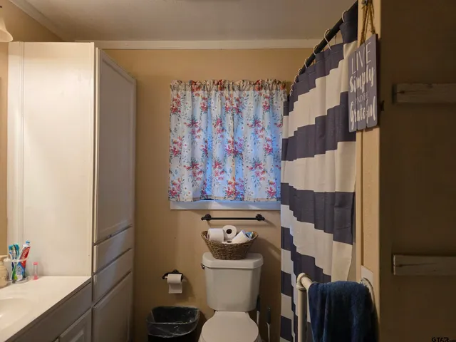 $159,000 | 304 Walnut Street, Naples, TX 75568