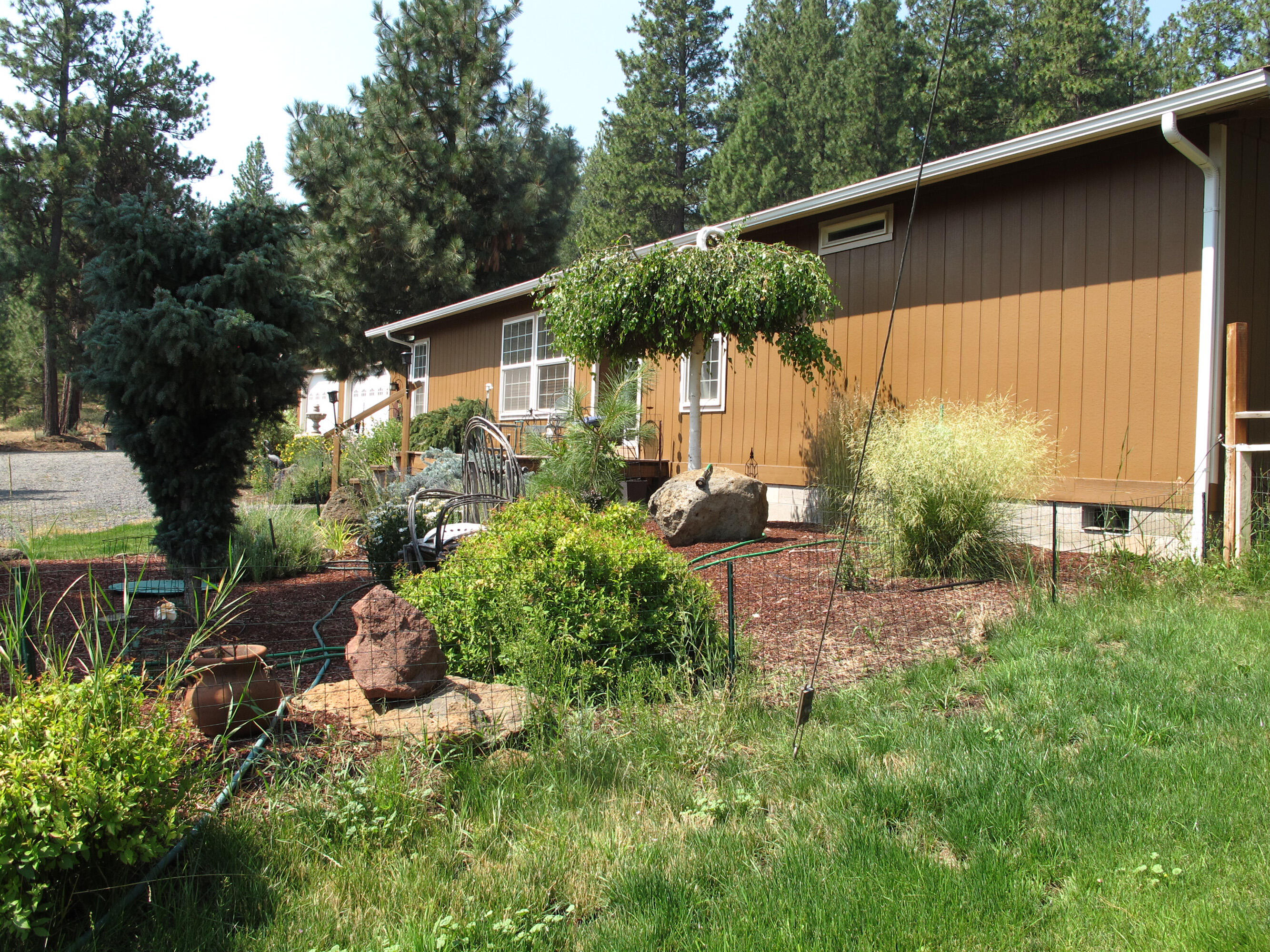 4366 Round Lake Road Klamath Falls, OR 97601 - Photo 5 of 39 5