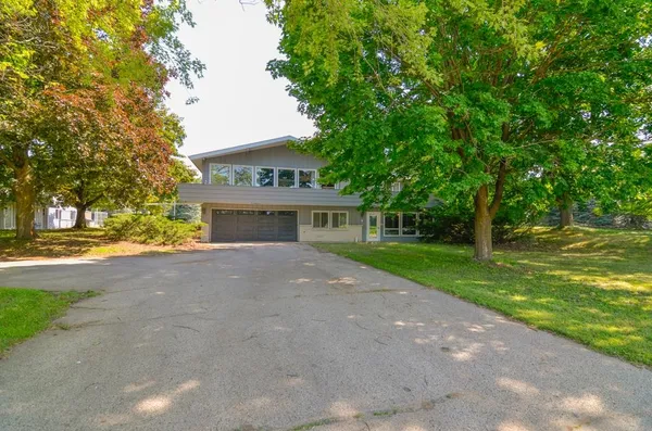 $379,900 | 7950 Highway 22, Oconto Falls, WI 54154