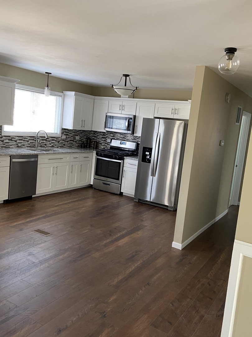 118 Pheasant Road Matteson, IL 60443 - Photo 17 of 49