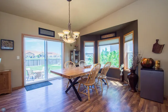 $469,900 | 1218 35th St S Circle, Moorhead, MN 56560