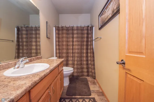 $469,900 | 1218 35th St S Circle, Moorhead, MN 56560