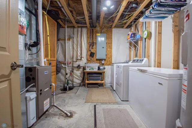 $469,900 | 1218 35th St S Circle, Moorhead, MN 56560