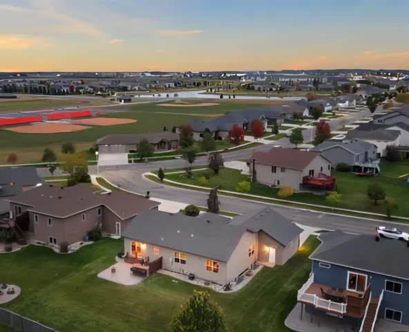 $469,900 | 1218 35th St S Circle, Moorhead, MN 56560