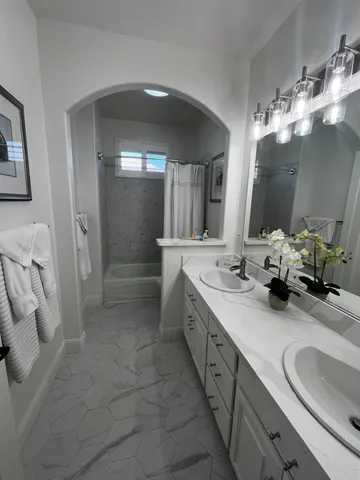 a view of a backyard of the house