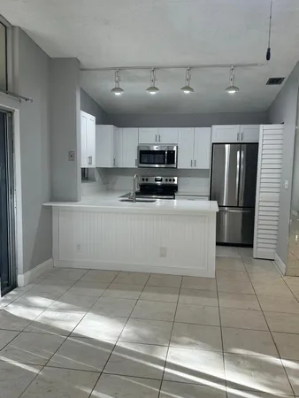 $3,000 | 22281 Timberly Drive, Boca Raton, FL 33428