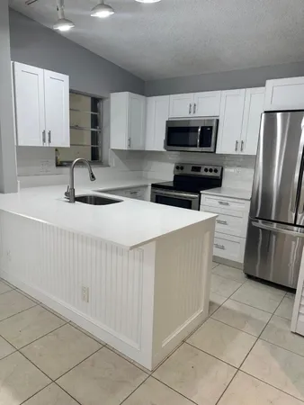 $3,000 | 22281 Timberly Drive, Boca Raton, FL 33428