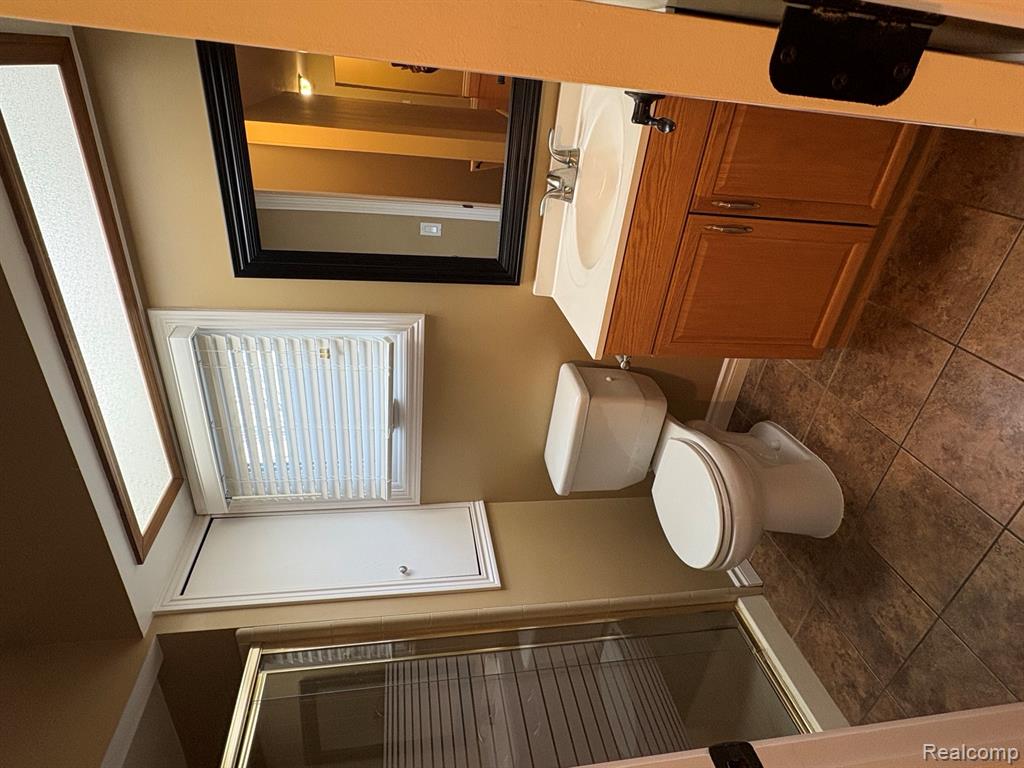 2090 Cumberland Road Rochester, MI 48307 - Photo 18 of 25