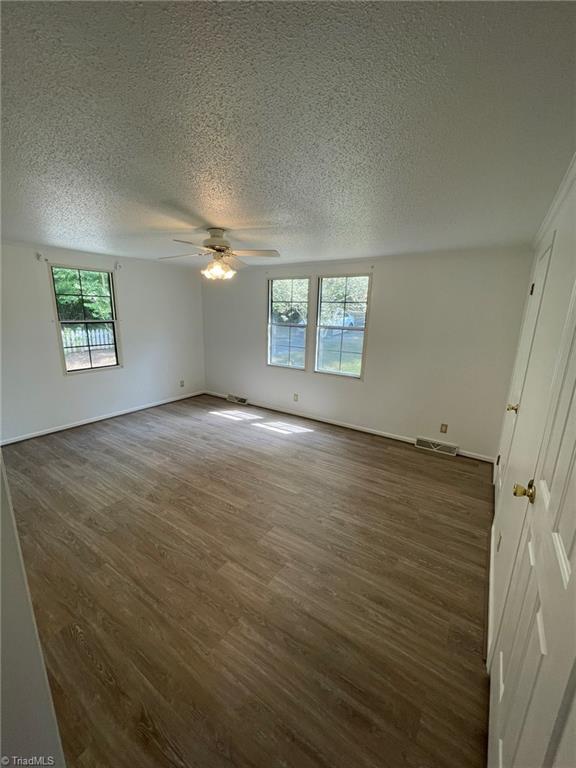 1041 Brooks Road Reidsville, NC 27320 - Photo 24 of 46 Gallery Image 24