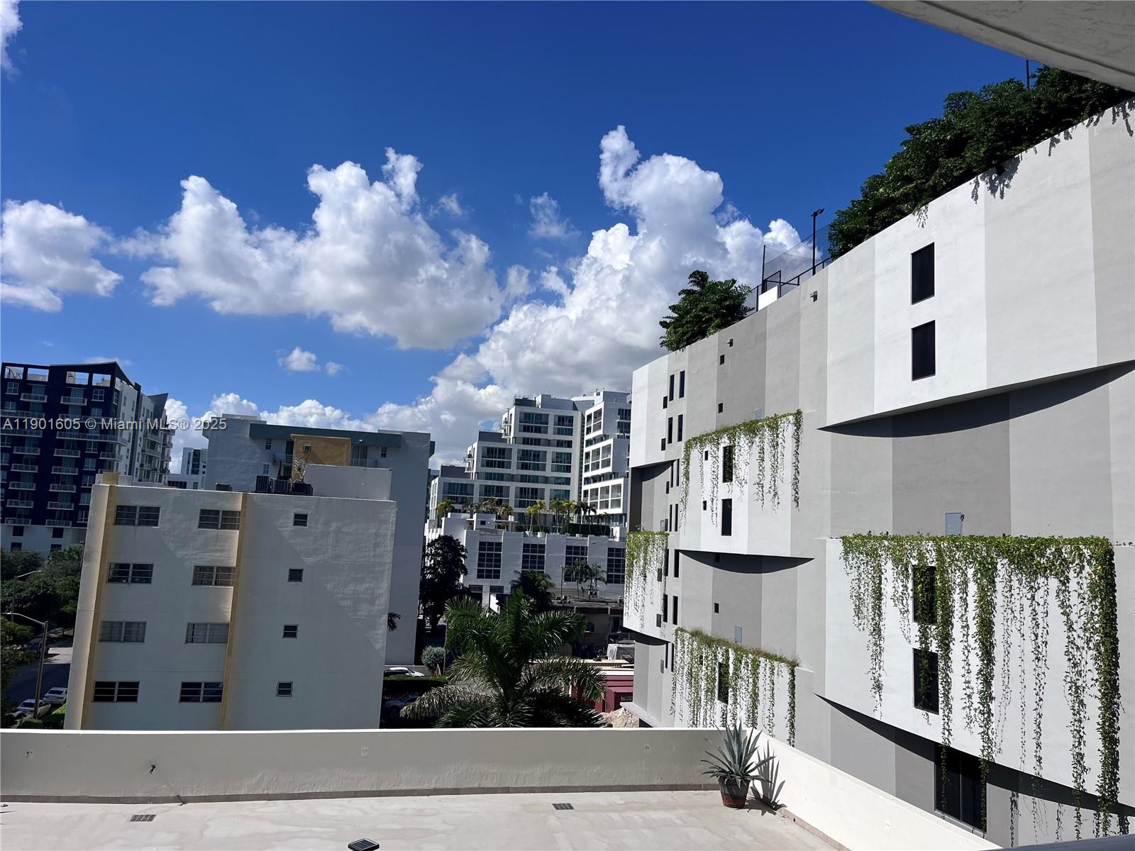 601 Northeast 23rd Street, Unit 606 Miami, FL 33137 - Photo 22 of 26 a picture of a building