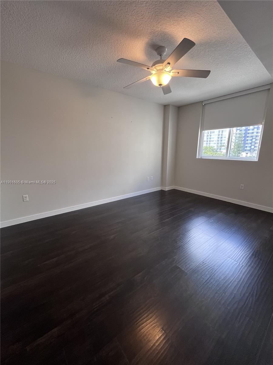 601 Northeast 23rd Street, Unit 606 Miami, FL 33137 - Photo 10 of 26 a view of an empty room and window