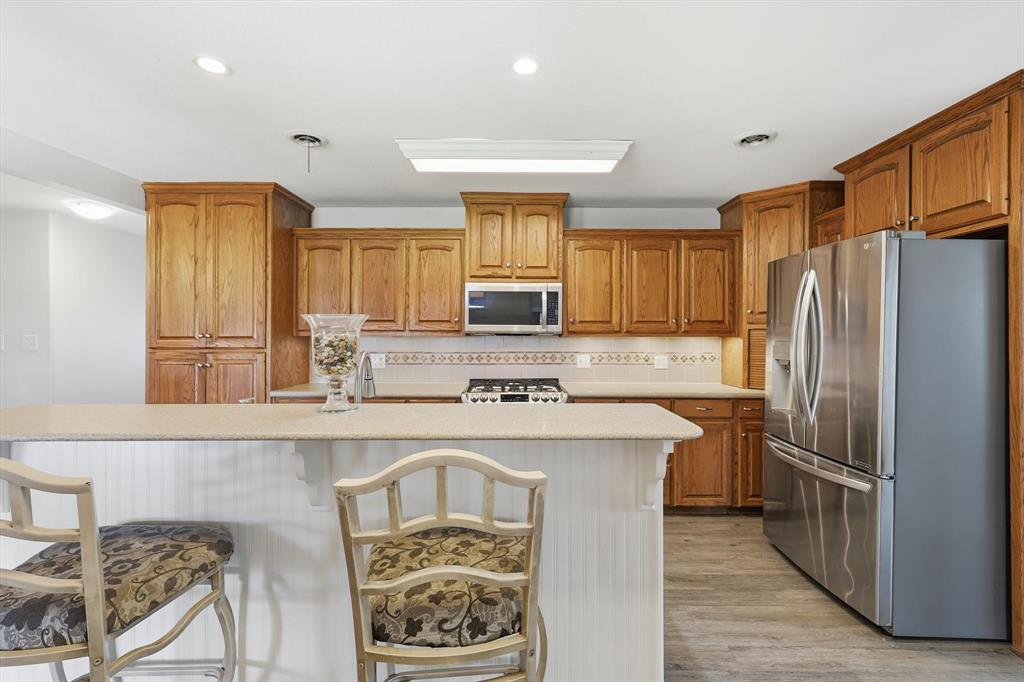 6996 Ganzer Road East Denton, TX 76207 - Photo 11 of 38 Kitchen island