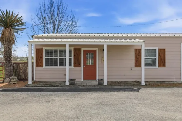 $675,000 | 6996 Ganzer Road East, Denton, TX 76207