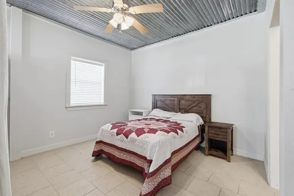 $675,000 | 6996 Ganzer Road East, Denton, TX 76207