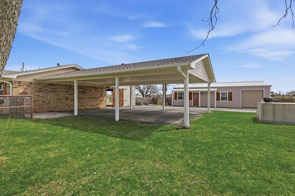 6996 Ganzer Road East Denton, TX 76207 - Photo 34 of 38 Carport