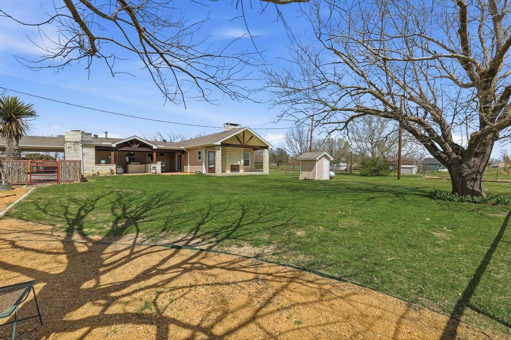 6996 Ganzer Road East Denton, TX 76207 - Photo 37 of 38 Backyard