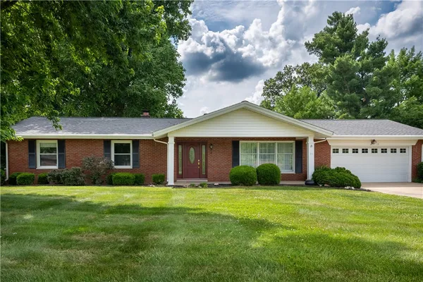 $279,900 | 37 Marquette Lane, Springfield, IL 62712