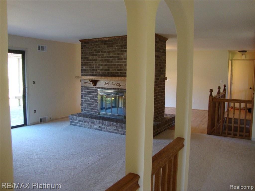 11301 Faussett Road Fenton, MI 48430 - Photo 16 of 22 Faussett 049