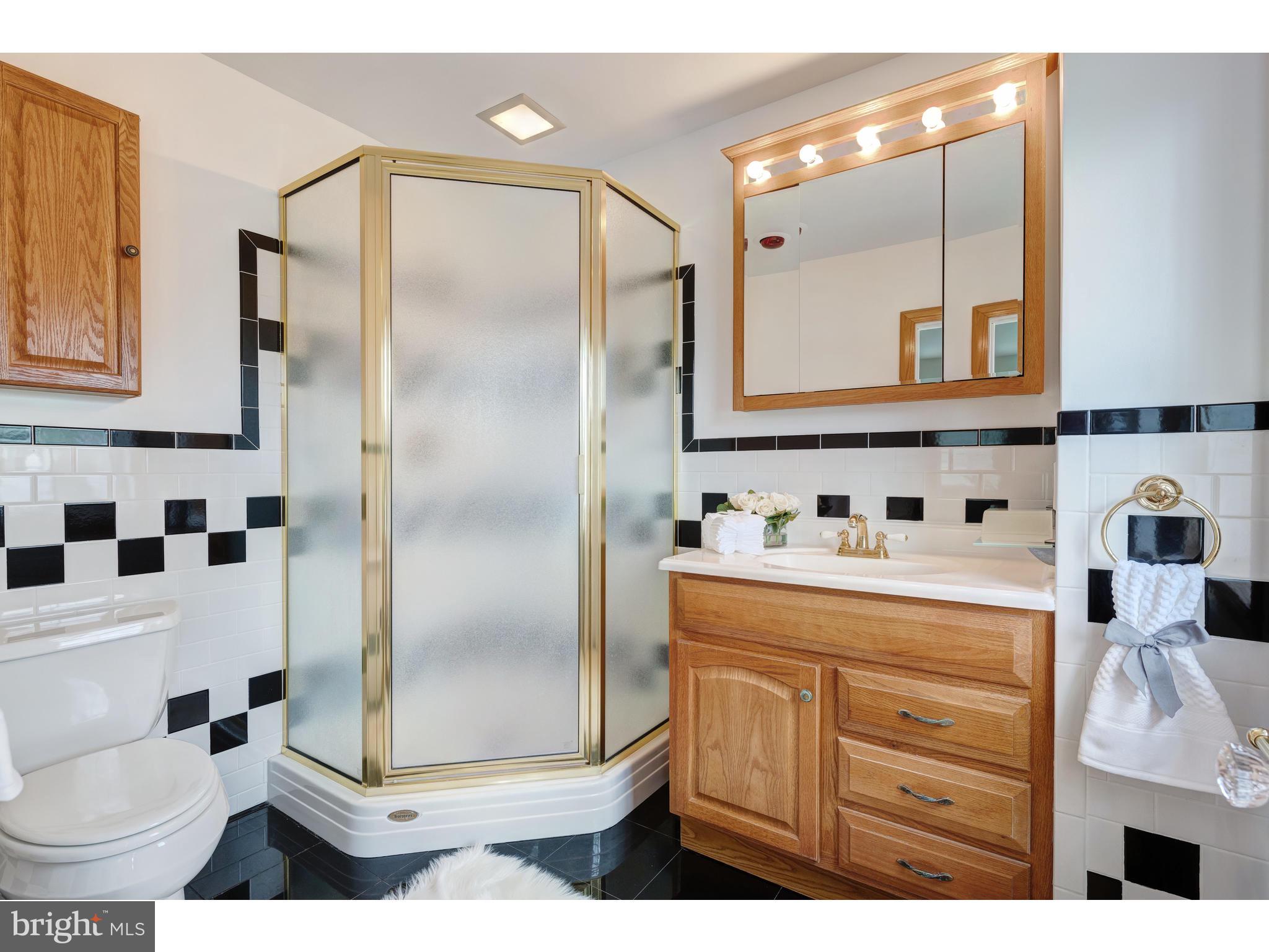 430 Gilpin Road Penn Valley, PA 19096 - Photo 23 of 40 Master bath