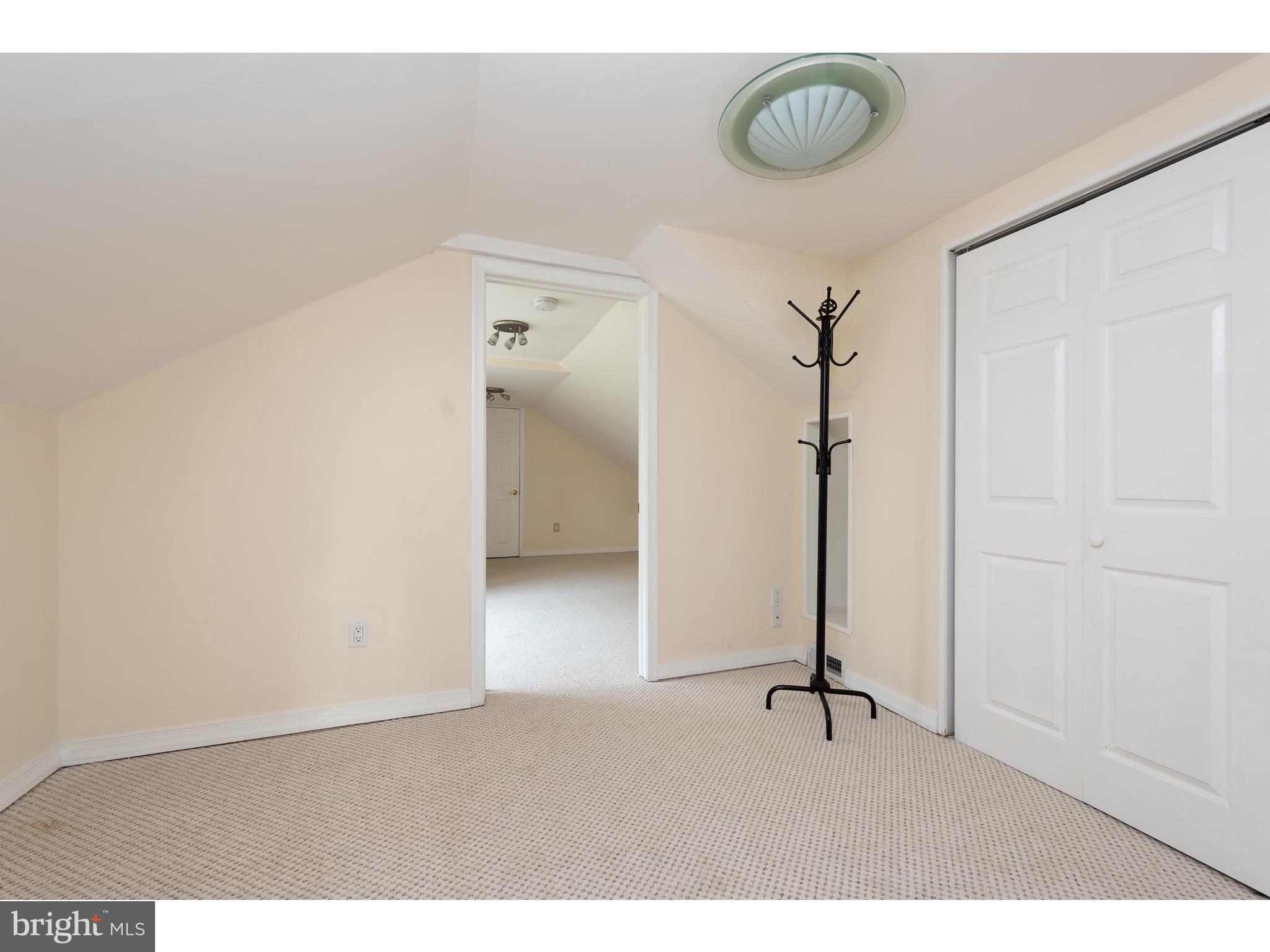 430 Gilpin Road Penn Valley, PA 19096 - Photo 28 of 40 Second floor dressing area