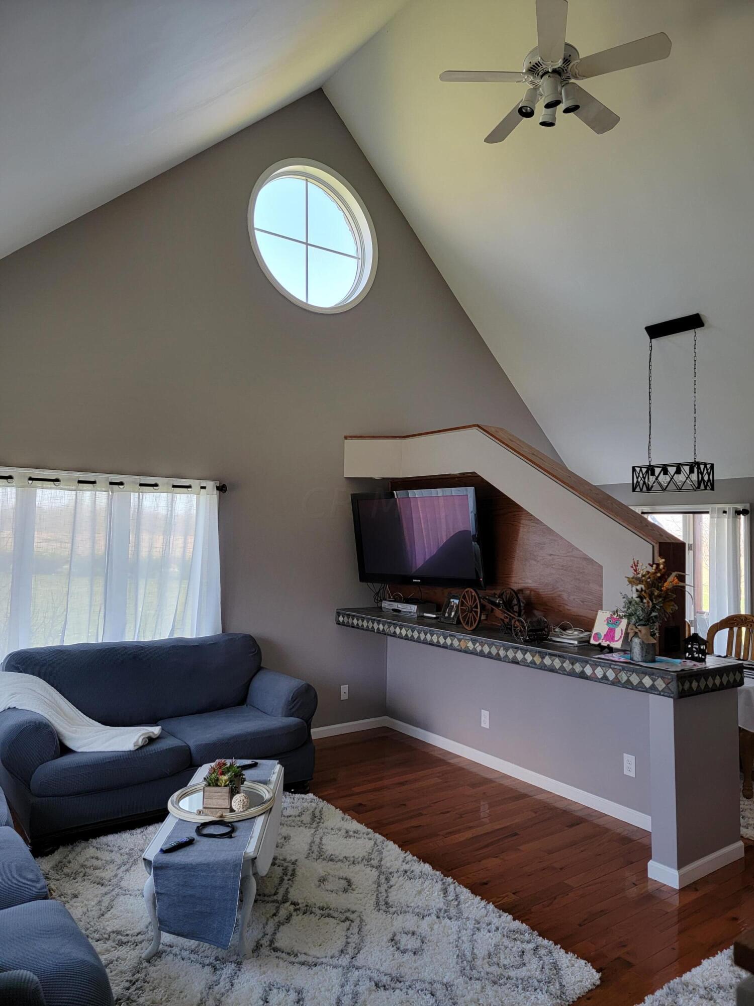 189 McAdams Road Cable, OH 43009 - Photo 5 of 38 LIVING