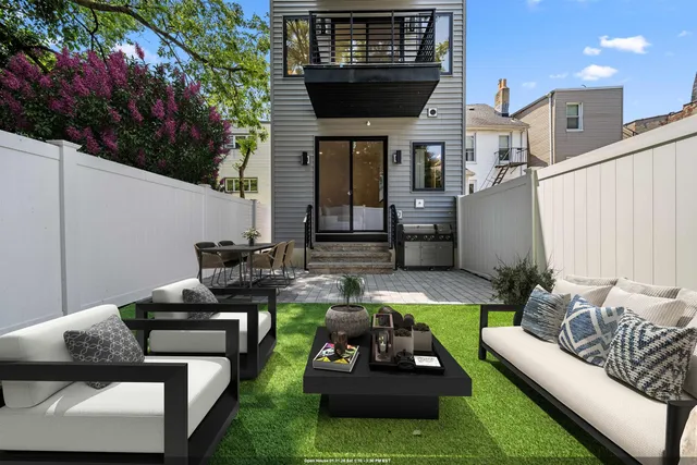 $799,000 | 28 Beacon Avenue, Unit 1, Jersey City, NJ 07306