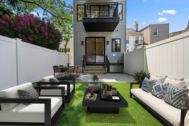 $799,000 | 28 Beacon Avenue, Unit 1, Jersey City, NJ 07306