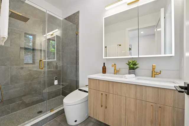 $799,000 | 28 Beacon Avenue, Unit 1, Jersey City, NJ 07306