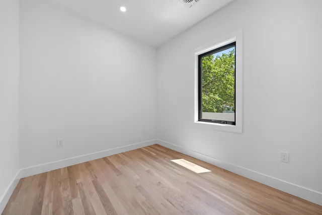 $799,000 | 28 Beacon Avenue, Unit 1, Jersey City, NJ 07306