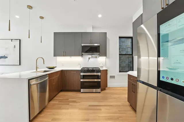 $799,000 | 28 Beacon Avenue, Unit 1, Jersey City, NJ 07306