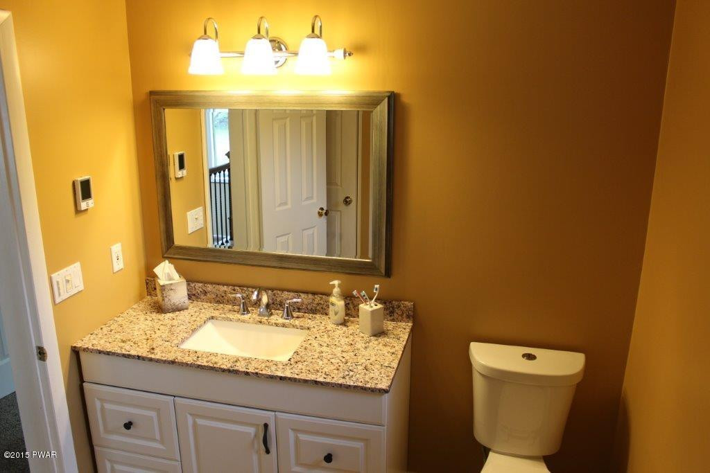 2825 Rockway Road Lake Ariel, PA 18436 - Photo 20 of 34