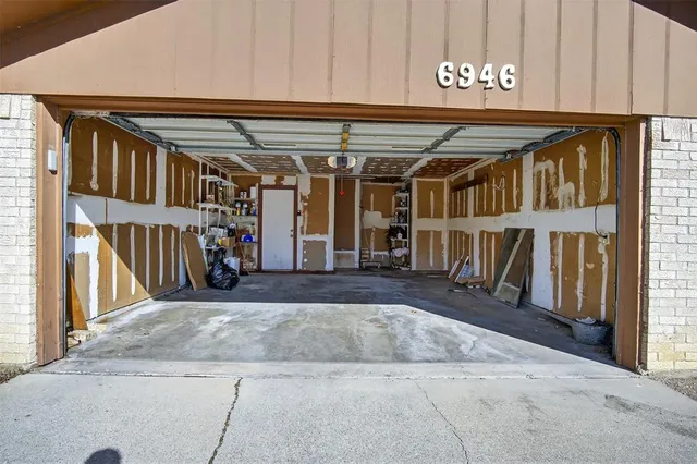 $232,000 | 6946 Trailcrest Drive, Dallas, TX 75232