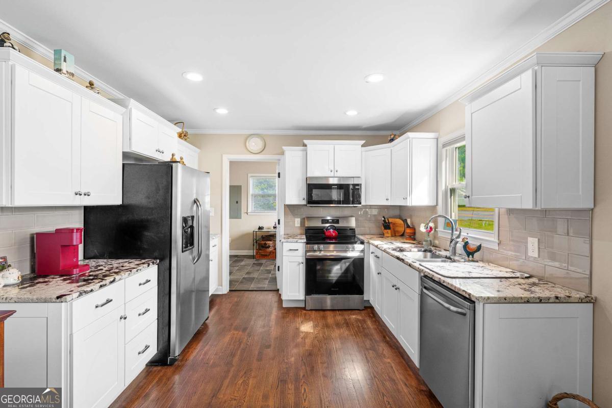 810 Benson Street Hartwell, GA 30643 - Photo 12 of 41 Gallery Image 12