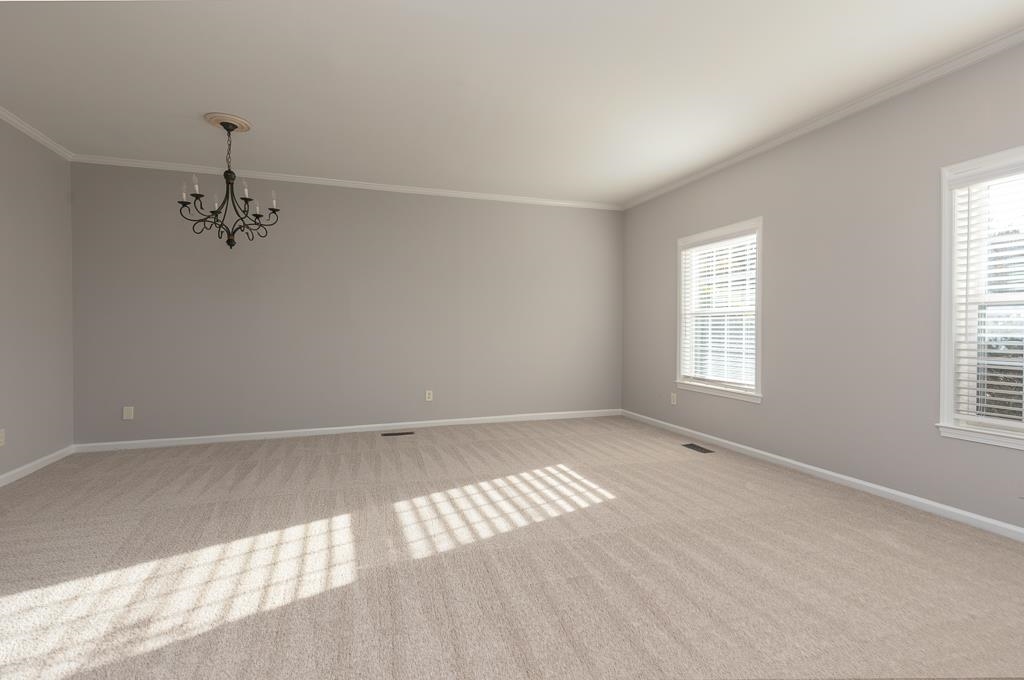 1806 Kimbrough Road Germantown, TN 38138 - Photo 12 of 26 an empty room with windows