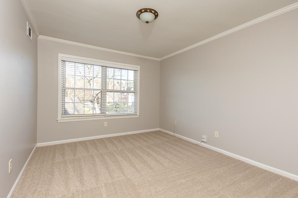 1806 Kimbrough Road Germantown, TN 38138 - Photo 19 of 26 an empty room with a window