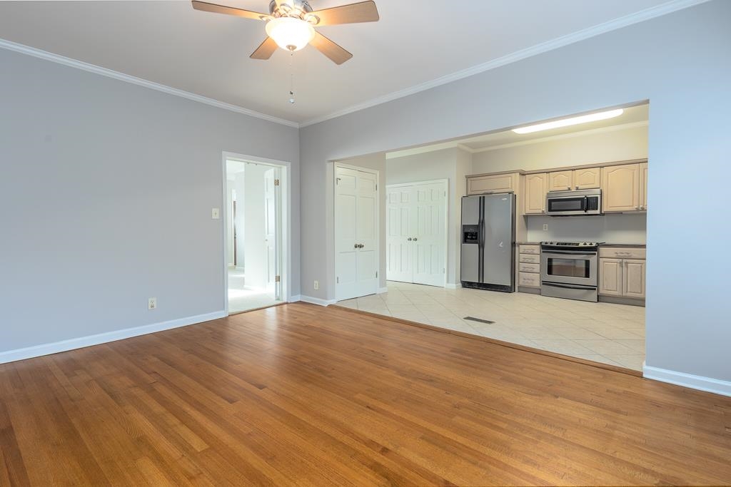 1806 Kimbrough Road Germantown, TN 38138 - Photo 10 of 26 a view of empty room with wooden floor