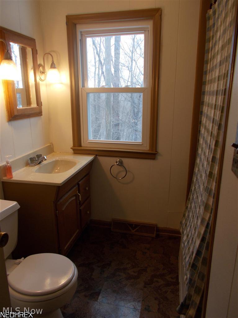 11 Grandview Road Cambridge, OH 43725 - Photo 4 of 14 Gallery Image 4