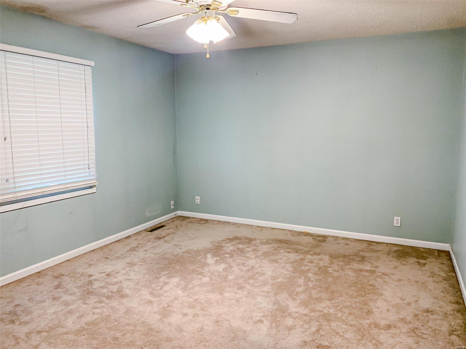 3316 Cedar Mountain Road Belleville, IL 62221 - Photo 32 of 39 Gallery Image 32