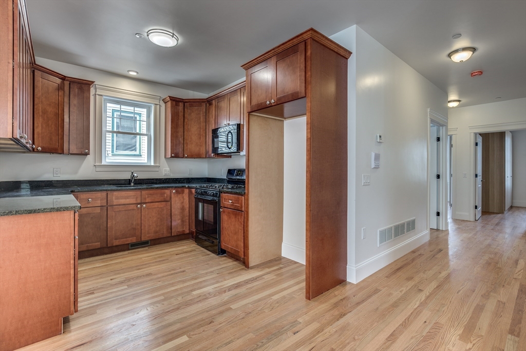 19 Deering Road Boston, MA 02126 - Photo 4 of 31 Gallery Image 4